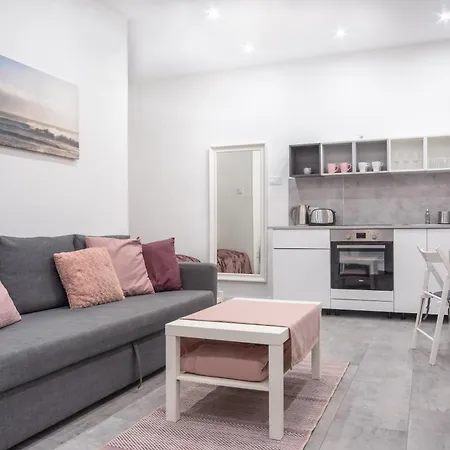 Maja's Sweet Little With Free Parking And Air Condition * Budapest